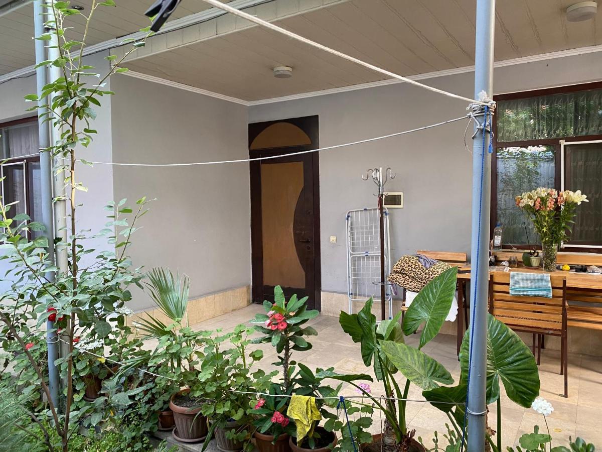 Guest House Vip ออช ภายนอก รูปภาพ